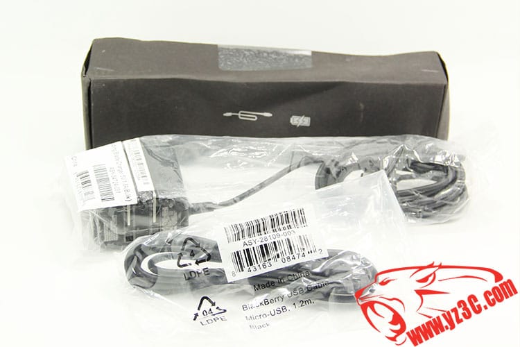 ASY-34724-00 原装正品黑莓5v 1.8A 快充 平板三星小米华为安卓手机充电器火牛 ASY-34724-00 原装正品黑莓5v 1.8A 快充 平板三星小米华为安卓手机充电器火牛