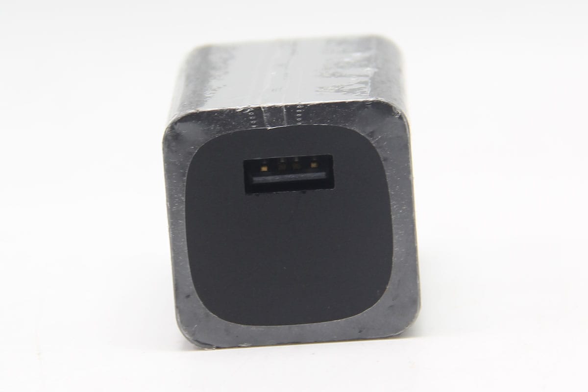 原装大疆 QC充电器 3.6-8V 3A/ 12V 2A 兼容大疆平台充电安卓手机等快充24W 原装大疆 QC充电器 3.6-8V 3A/ 12V 2A 兼容大疆平台充电安卓手机等快充24W