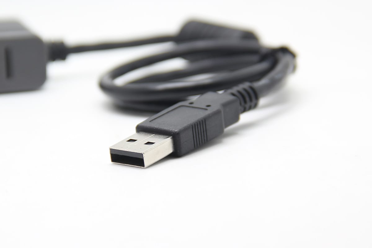 原装美国品牌USB外置小显卡电脑外接多屏炒股办公USB转VGA适配器USB 2.0外部视频和图形卡| 多显示器| USB供电| 支持Windows® 产品编号：USB2VGAE2
