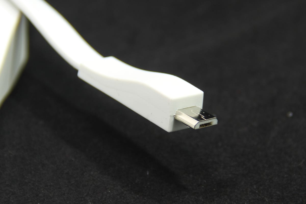原装进口罗技UE大电流快充面条数据线安卓手机通用超柔软线 micro USB充电线 logitech UE boom数据线 原装进口罗技UE大电流快充面条数据线安卓手机通用超柔软线 micro USB充电线 logitech UE boom数据线