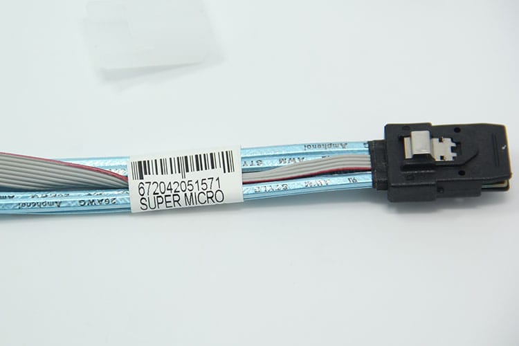 原装mini SAS to 4*SATA mini sas 1转4SATA CBL-0097L-02 原装mini SAS to 4*SATA mini sas 1转4SATA CBL-0097L-02