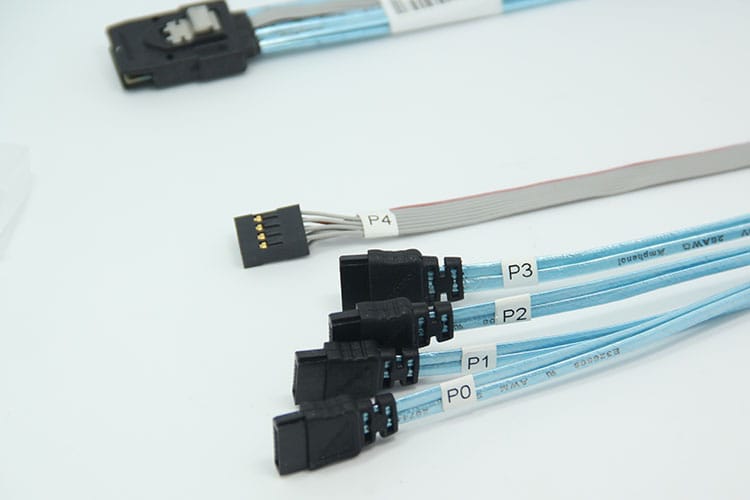 原装mini SAS to 4*SATA mini sas 1转4SATA CBL-0097L-02 原装mini SAS to 4*SATA mini sas 1转4SATA CBL-0097L-02