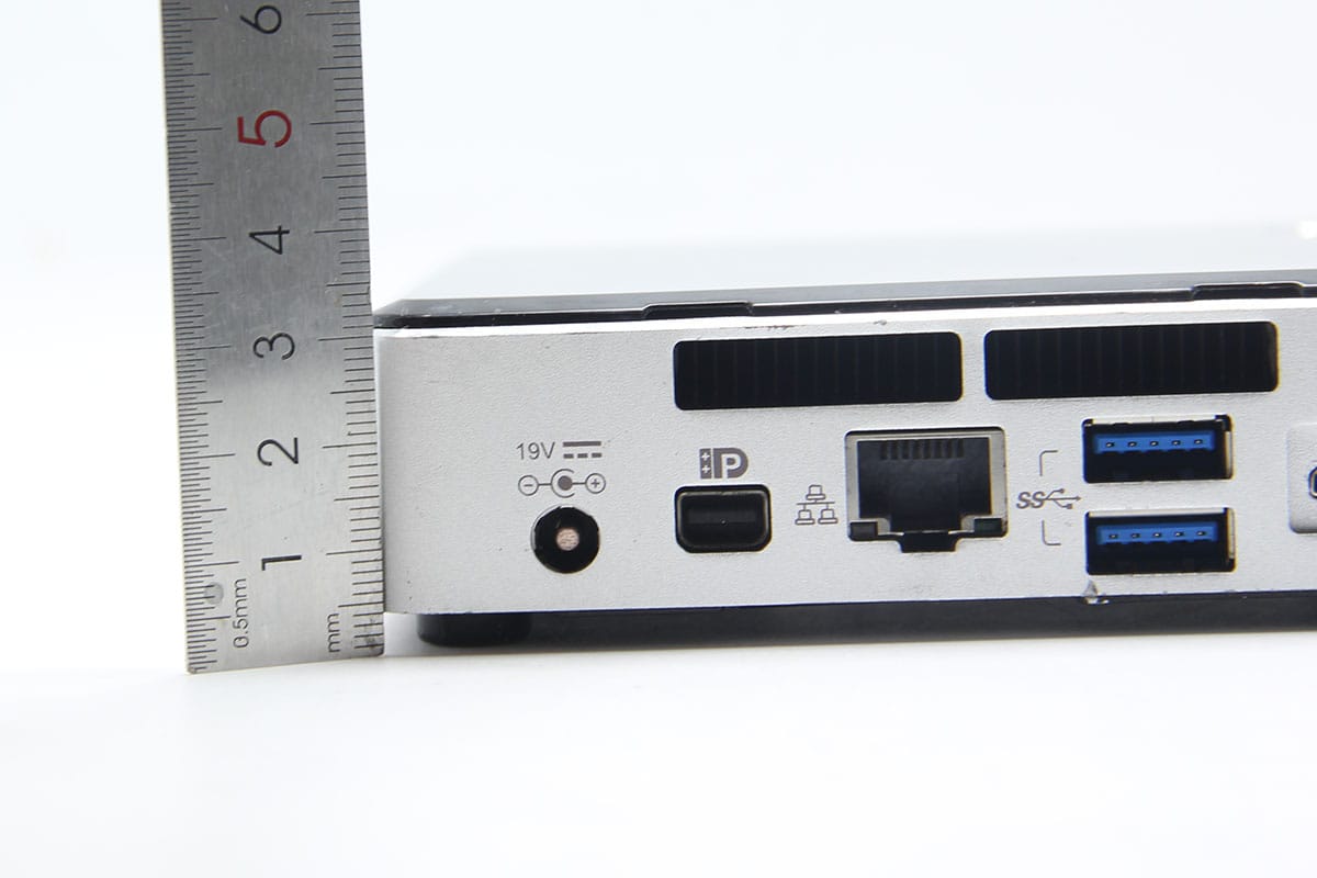 原装NUC 技嘉 电脑小主机 i3 i5 i7 低功耗小电脑办公娱乐影音小PC