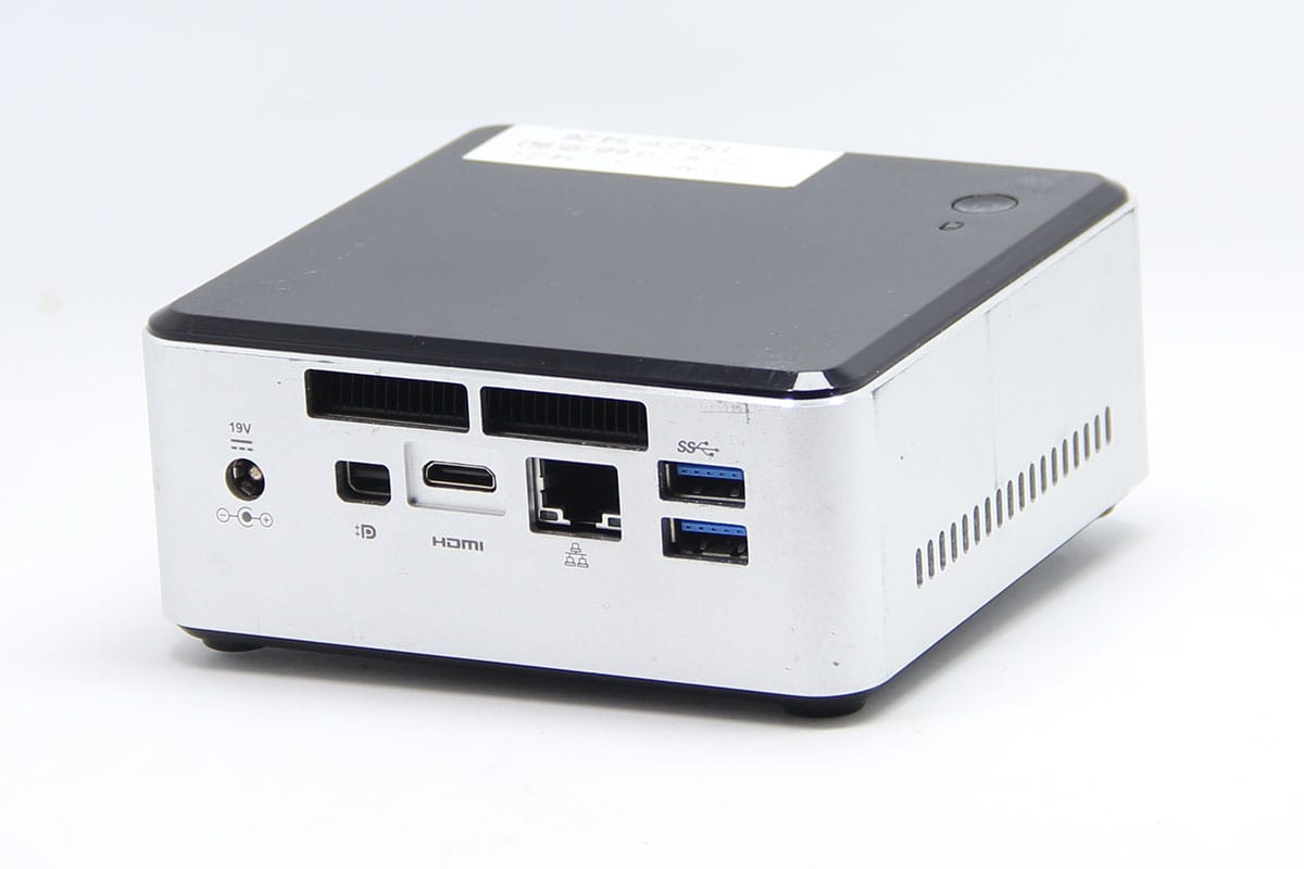 原装NUC 技嘉 电脑小主机 i3 i5 i7 低功耗小电脑办公娱乐影音小PC