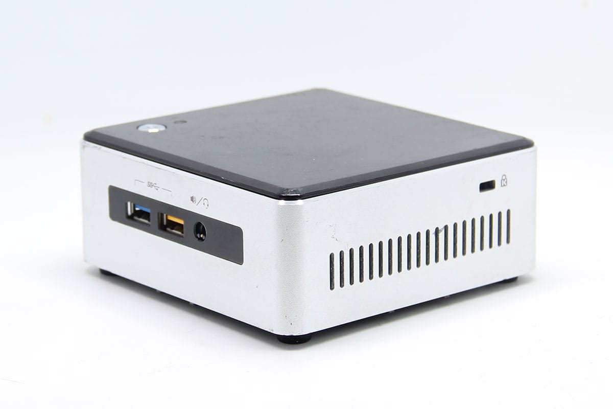 原装NUC 技嘉 电脑小主机 i3 i5 i7 低功耗小电脑办公娱乐影音小PC
