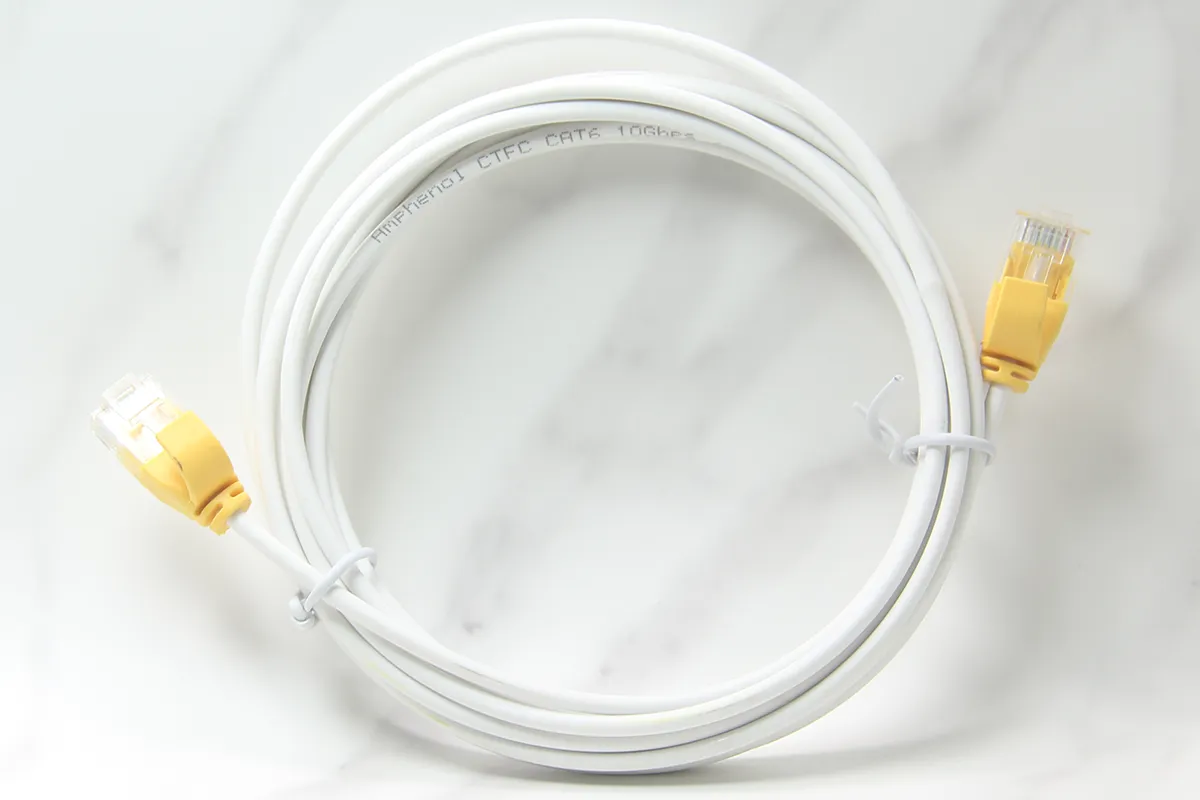 安费诺工业级超细Cat6万兆网线3米 28AWG极细机身 10Gbps高速传输