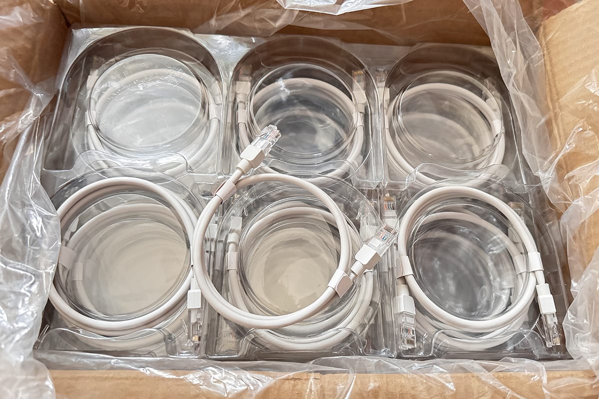 富士康出品超柔软白色千兆RJ45网线成品机制线高速宽带路由器交换机连接线