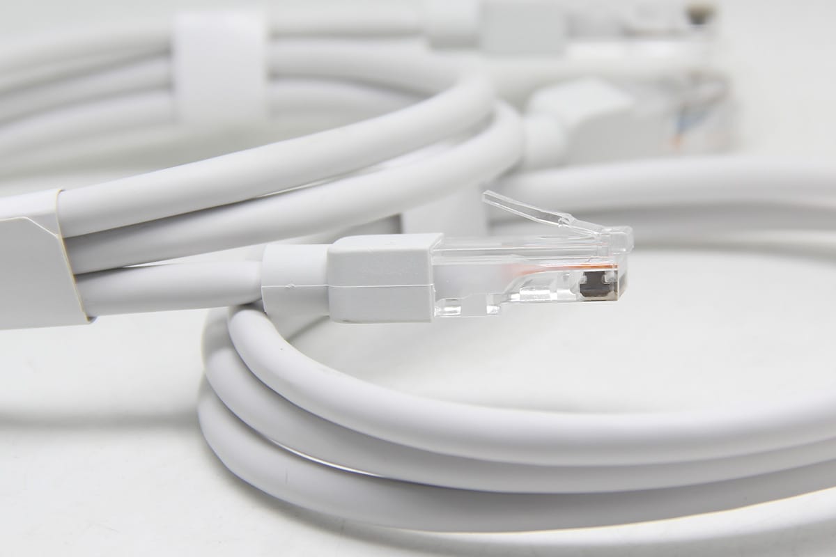 富士康出品超柔软白色千兆RJ45网线成品机制线高速宽带路由器交换机连接线