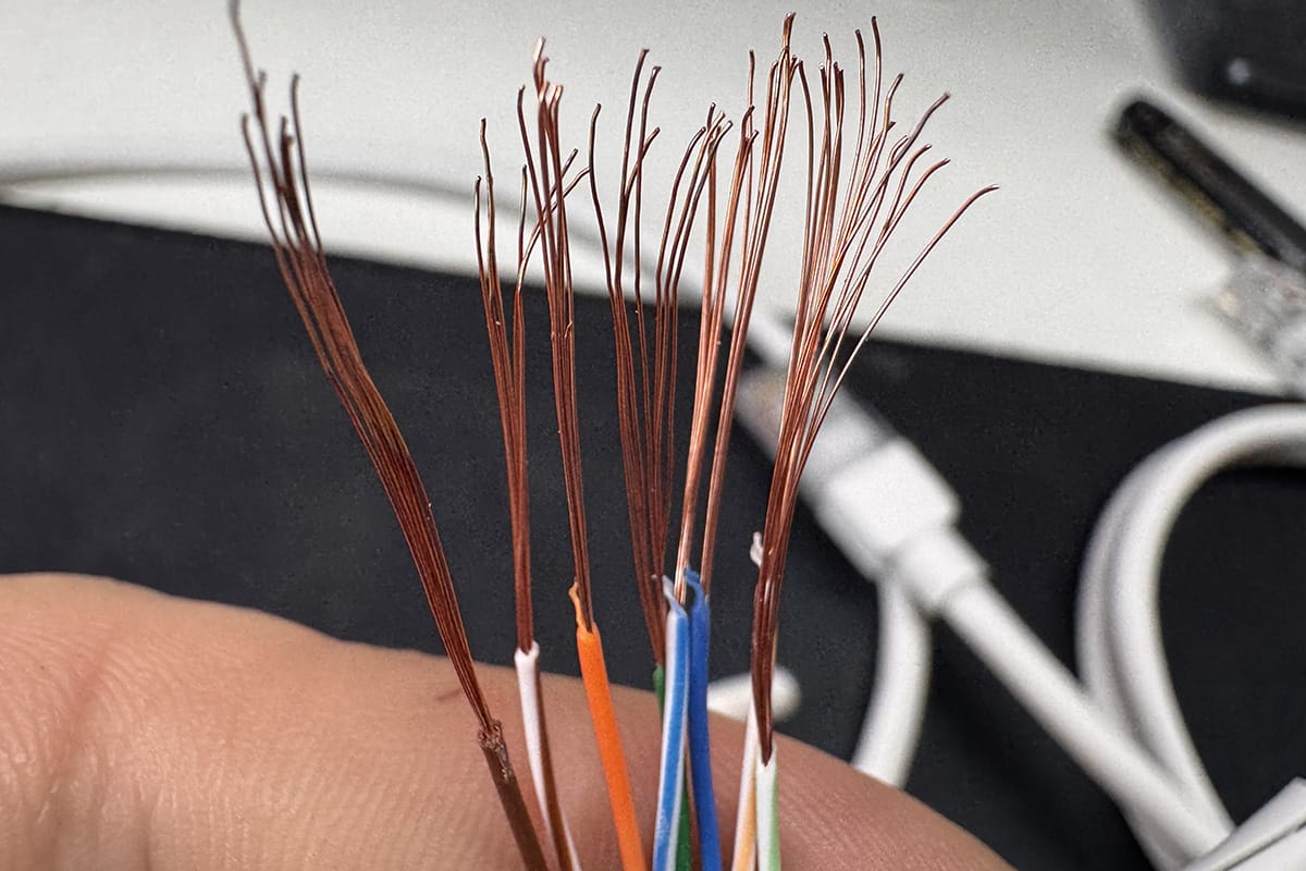 富士康出品超柔软白色千兆RJ45网线成品机制线高速宽带路由器交换机连接线