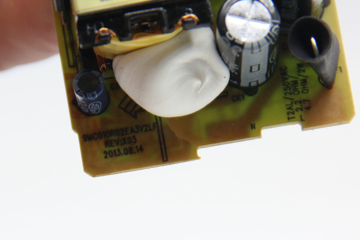 戴尔原装Venue 7 8平板USB电源适配器充电器10W 5V2A HA10USNM130 戴尔原装Venue 7 8平板USB电源适配器充电器10W 5V2A HA10USNM130