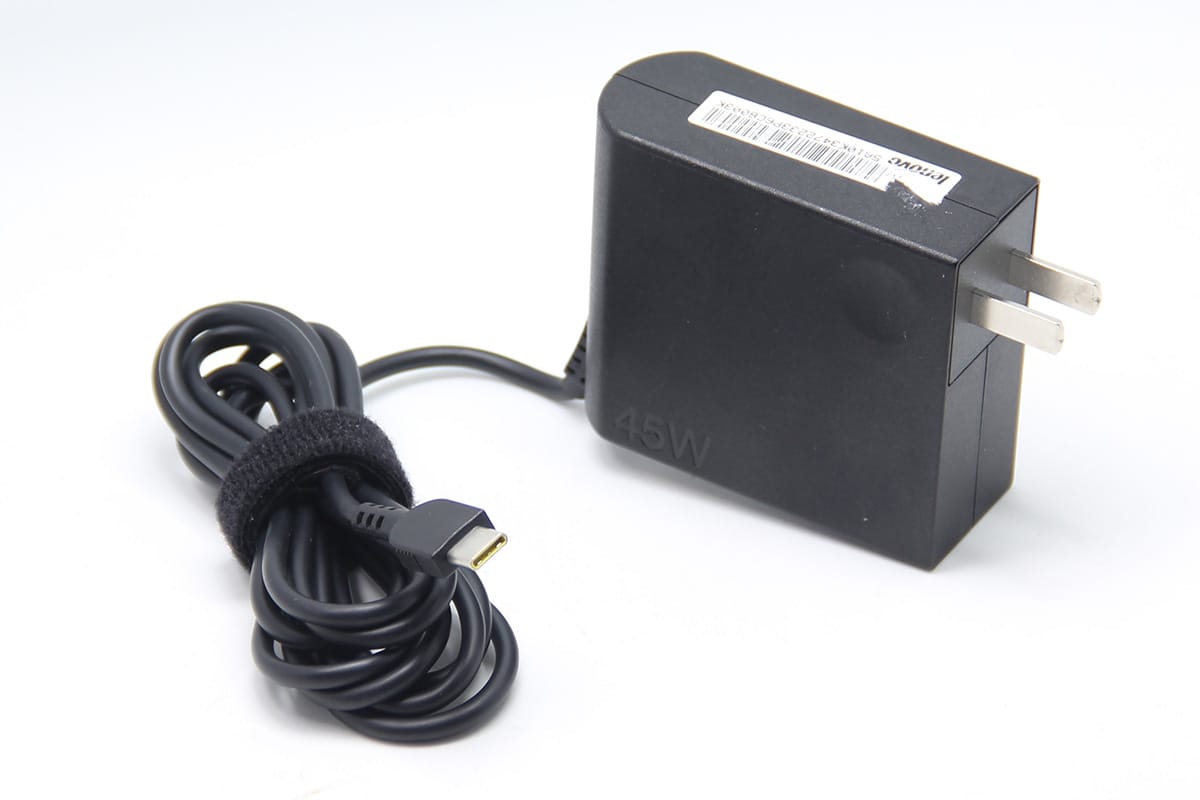 联想thinkpad电脑便携式USB-C电源充电器45W PD2.0多电压输出供电 联想thinkpad电脑便携式USB-C电源充电器45W PD2.0多电压输出供电