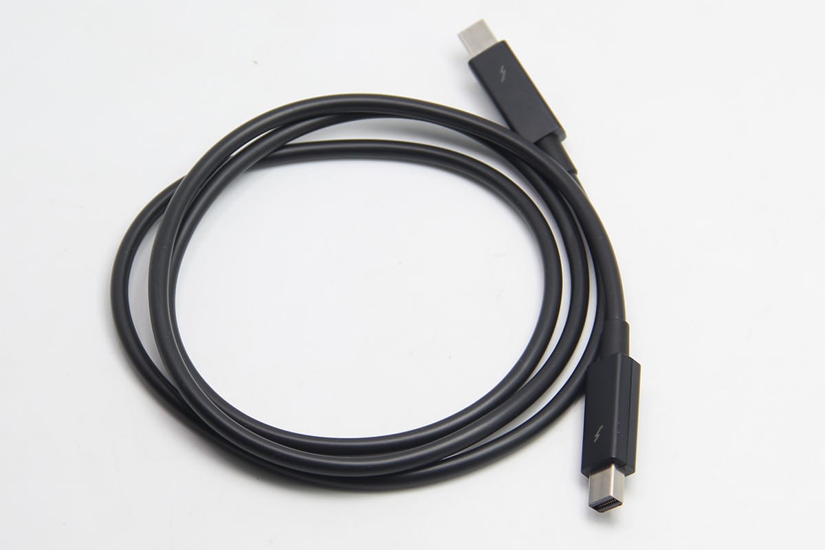 苹果1米雷电2数据线Thunderbolt2高速传输20G雷雳口雷电硬盘盒连接线 苹果1米雷电2数据线Thunderbolt2高速传输20G雷雳口雷电硬盘盒连接线