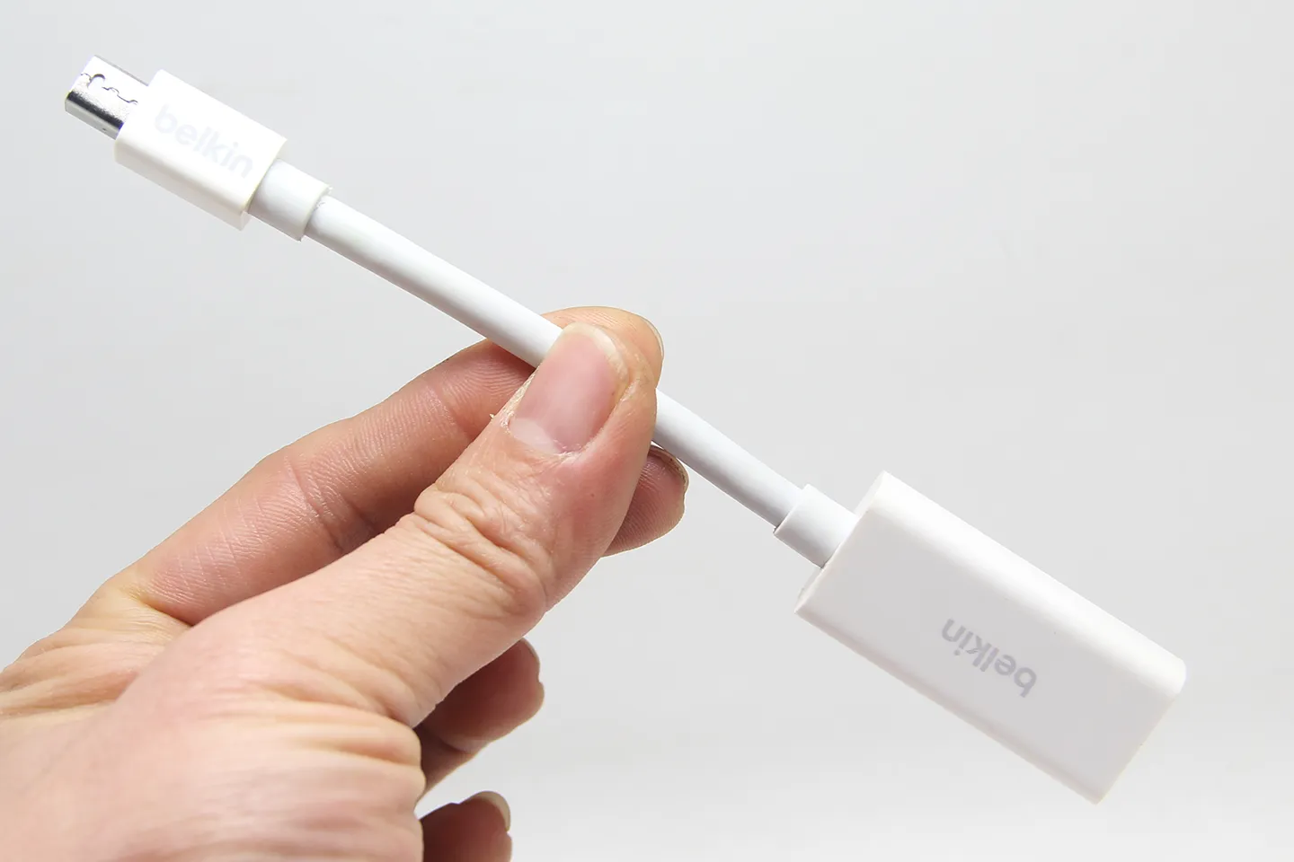 贝尔金苹果mac电脑 迷你DP转HDMI adapter高清线 4k 转接线 Belkin 4K Mini DisplayPort to HDMI Adapter 转换器