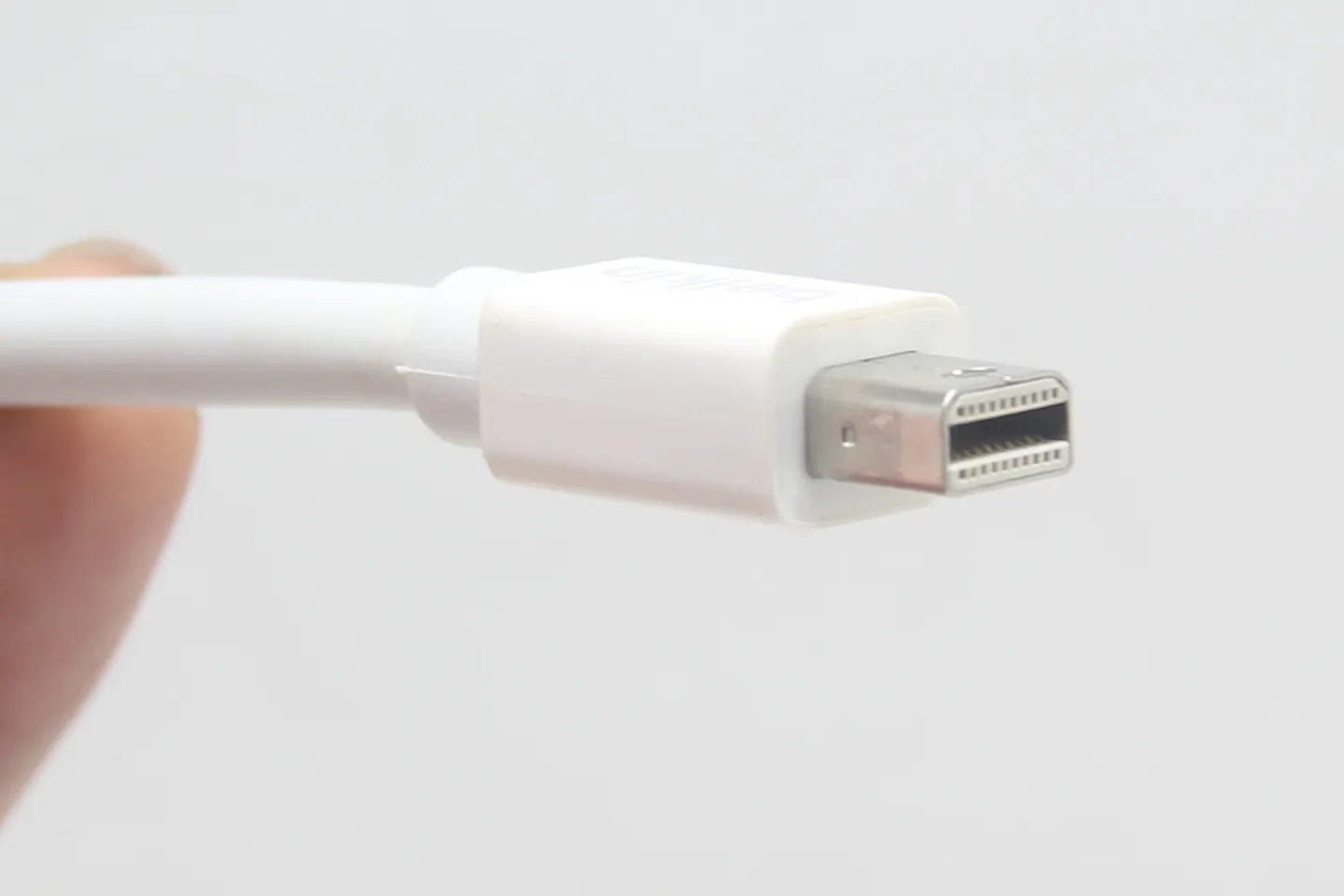 贝尔金苹果mac电脑 迷你DP转HDMI adapter高清线 4k 转接线 Belkin 4K Mini DisplayPort to HDMI Adapter 转换器