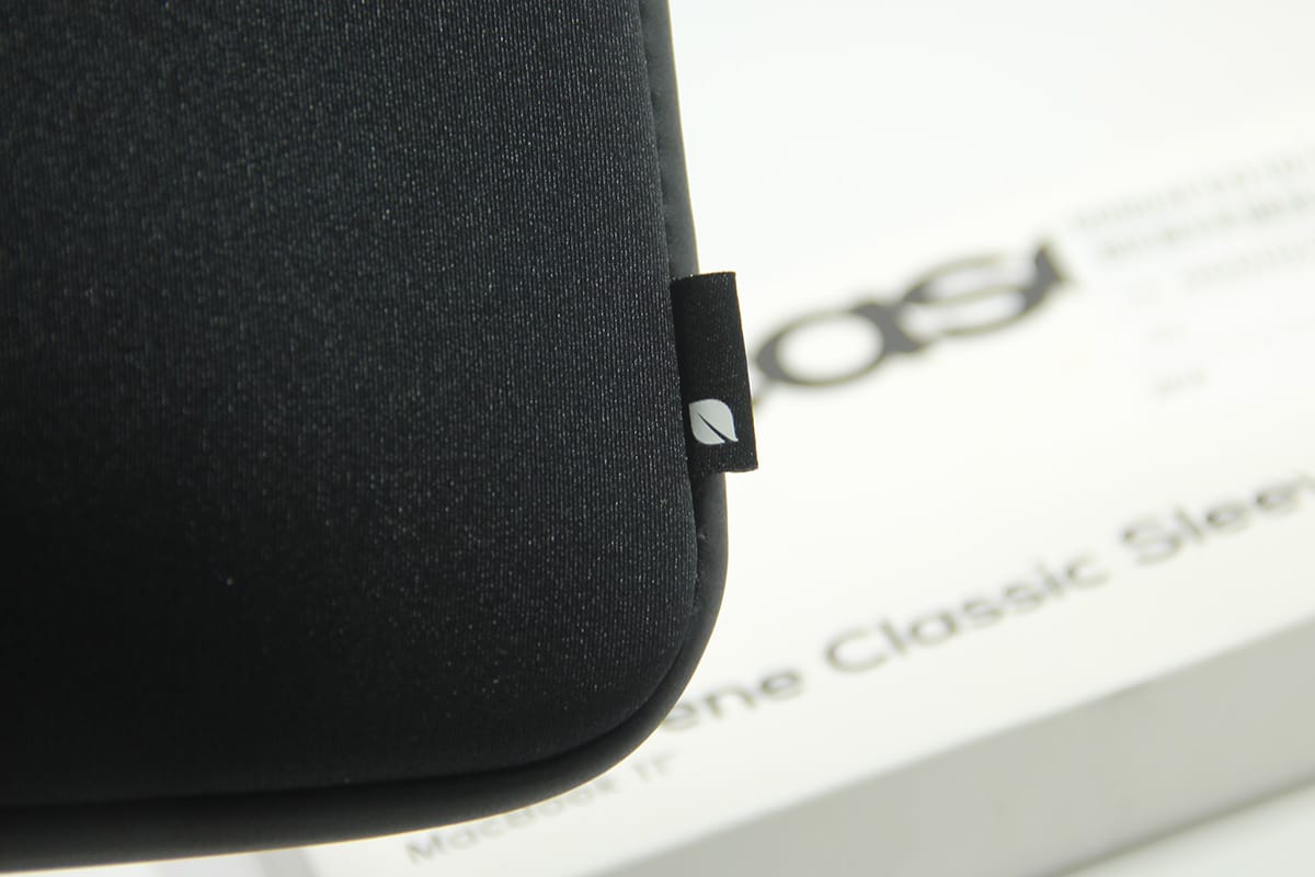 Incase macbook air pro reatina 11寸 12寸 13寸 15寸笔记本电脑包 内胆包 neoprene classic sleeve Incase macbook air pro reatina 11寸 12寸 13寸 15寸笔记本电脑包 内胆包 neoprene classic sleeve
