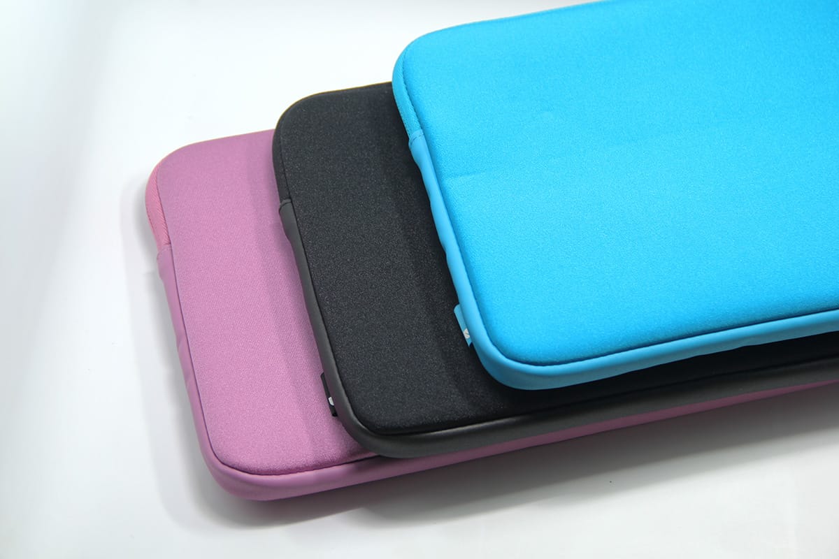 Incase macbook air pro reatina 11寸 12寸 13寸 15寸笔记本电脑包 内胆包 neoprene classic sleeve Incase macbook air pro reatina 11寸 12寸 13寸 15寸笔记本电脑包 内胆包 neoprene classic sleeve