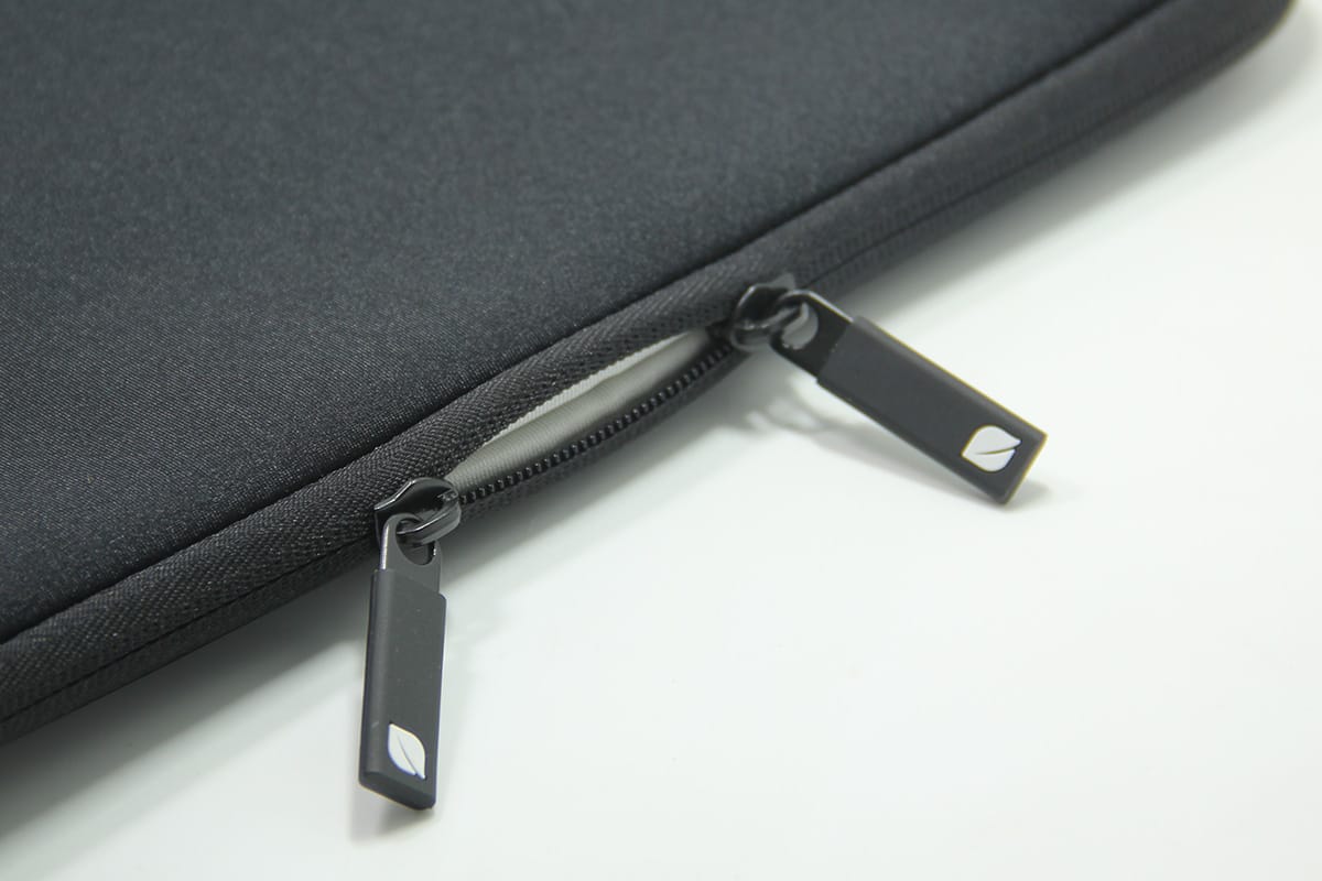 Incase macbook air pro reatina 11寸 12寸 13寸 15寸笔记本电脑包 内胆包 neoprene classic sleeve Incase macbook air pro reatina 11寸 12寸 13寸 15寸笔记本电脑包 内胆包 neoprene classic sleeve