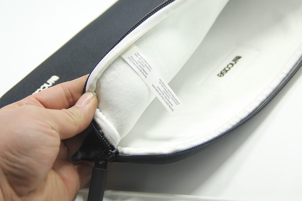 Incase macbook air pro reatina 11寸 12寸 13寸 15寸笔记本电脑包 内胆包 neoprene classic sleeve Incase macbook air pro reatina 11寸 12寸 13寸 15寸笔记本电脑包 内胆包 neoprene classic sleeve