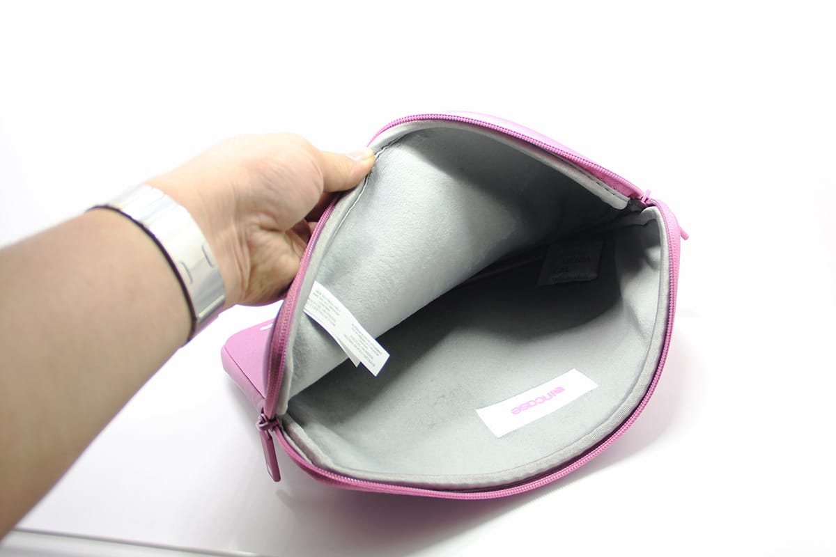 Incase macbook air pro reatina 11寸 12寸 13寸 15寸笔记本电脑包 内胆包 neoprene classic sleeve Incase macbook air pro reatina 11寸 12寸 13寸 15寸笔记本电脑包 内胆包 neoprene classic sleeve