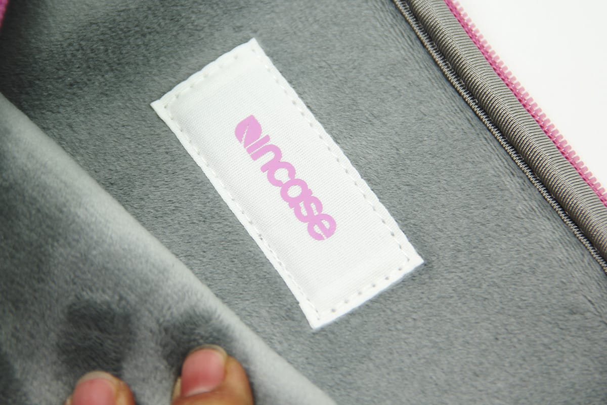 Incase macbook air pro reatina 11寸 12寸 13寸 15寸笔记本电脑包 内胆包 neoprene classic sleeve Incase macbook air pro reatina 11寸 12寸 13寸 15寸笔记本电脑包 内胆包 neoprene classic sleeve