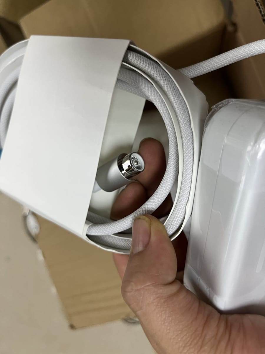 M1 iMac 143瓦电源适配器 A2388电源火牛 磁吸连接电源一体机充电器 M1 iMac 143瓦电源适配器 A2388电源火牛 磁吸连接电源一体机充电器