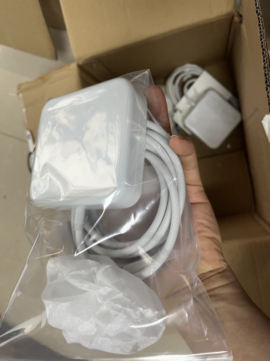 M1 iMac 143瓦电源适配器 A2388电源火牛 磁吸连接电源一体机充电器 M1 iMac 143瓦电源适配器 A2388电源火牛 磁吸连接电源一体机充电器
