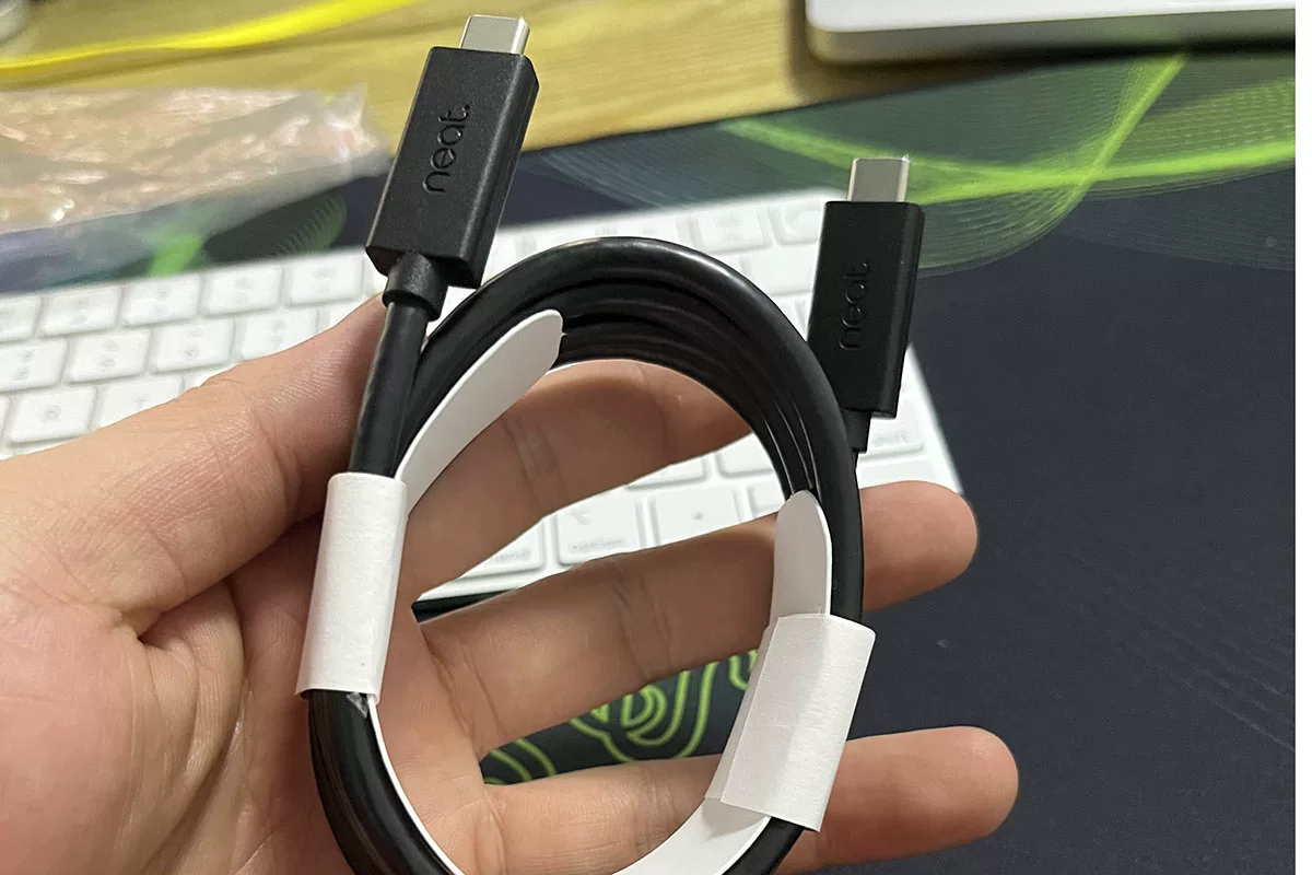 neat.全功能C数据线5A 100瓦 20G半速雷电 充电 显示器视频 数据传输线