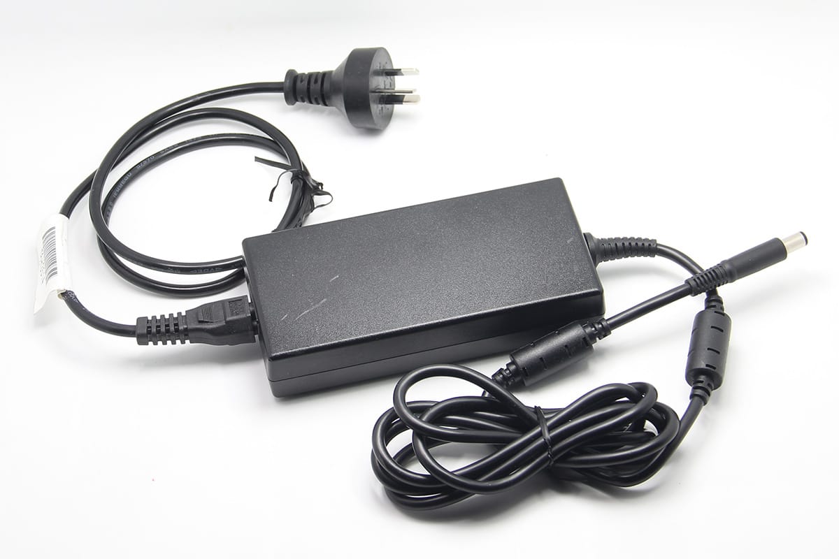 SD5200T 雷电3Thunderbolt3 40Gbps双路4K扩展坞Windows/Mac 85瓦反向供电