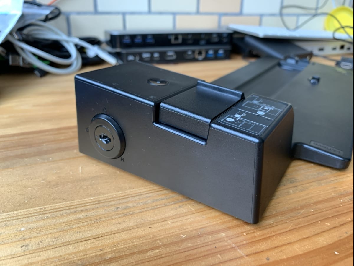 thinkpad pro docking station底座专业型扩展坞dock 40AH 20v 6.75A