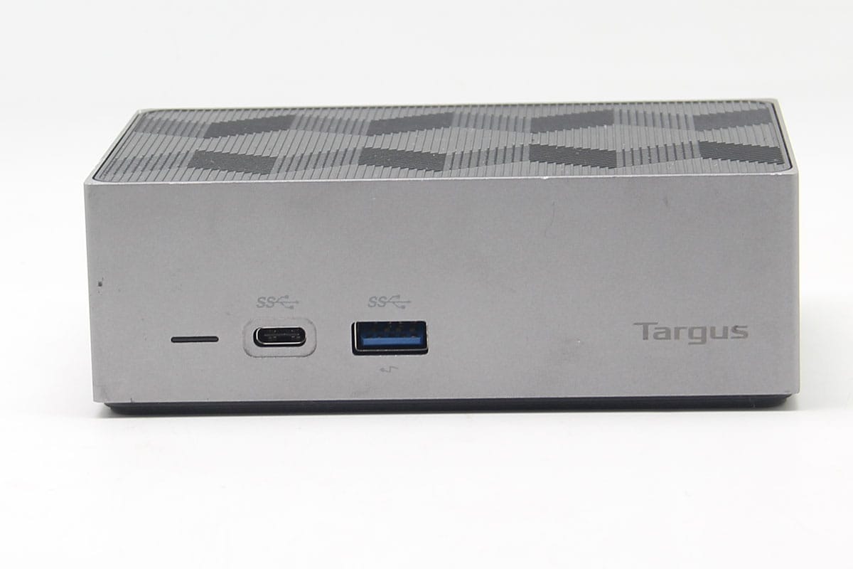 Thunderbolt™ 3 DV4K DOCK220 Docking Station with Power (Space Grey)兼容雷电3和全功能C扩展坞双4k 60hz 60瓦PD供电USBgen2 10G 网卡声卡