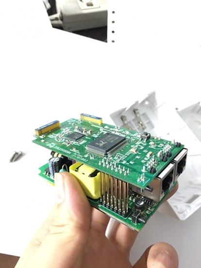 Tp-link 500m无线电力猫拆解 Tp-link 500m无线电力猫拆解