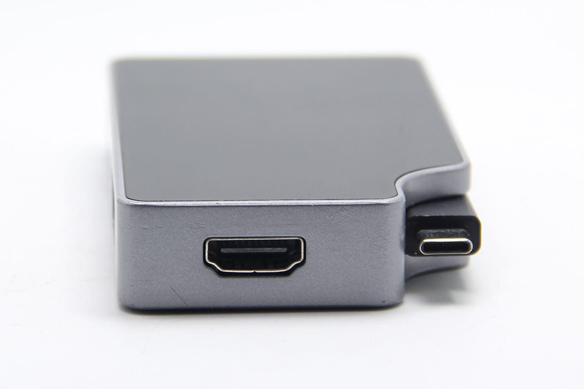 USB-C便携式95W供电笔记本雷电3外接DP1.2 HDMI2.0 4K 60hz显示器