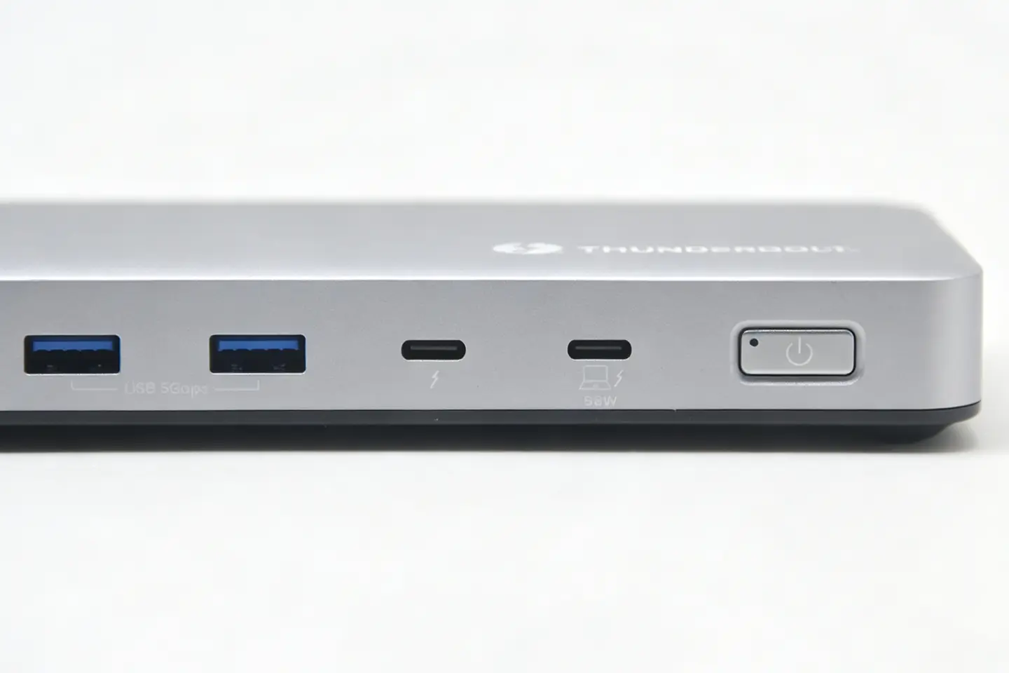 Plugable 雷电4扩展坞TBT-UDM Win/Mac电脑外扩双HDMI2.0 4K60hz or 8K /SD 96瓦PD 多接口Gen2