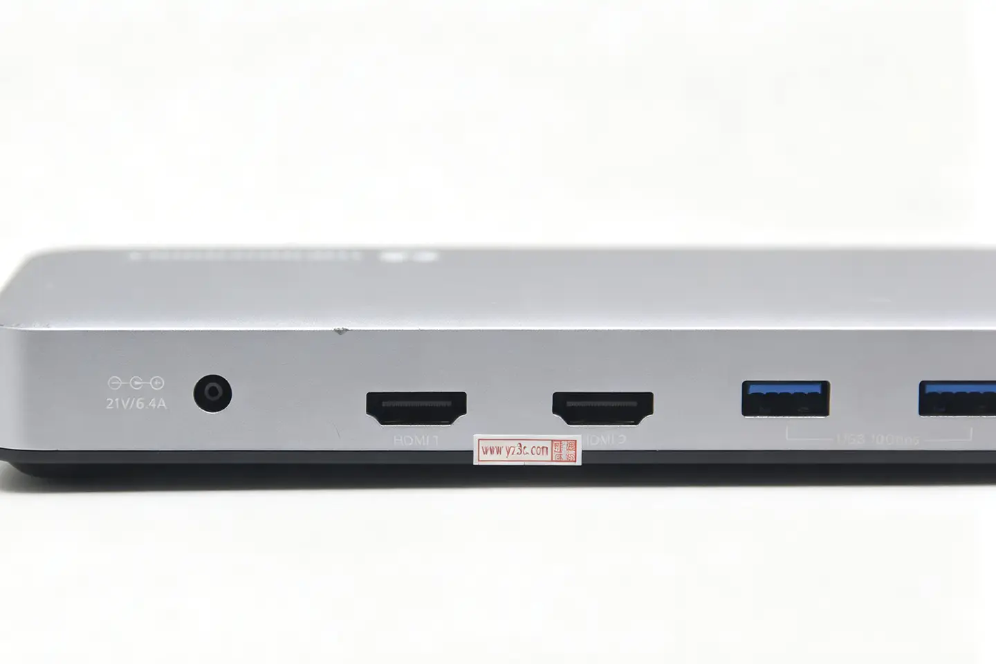 Plugable 雷电4扩展坞TBT-UDM Win/Mac电脑外扩双HDMI2.0 4K60hz or 8K /SD 96瓦PD 多接口Gen2