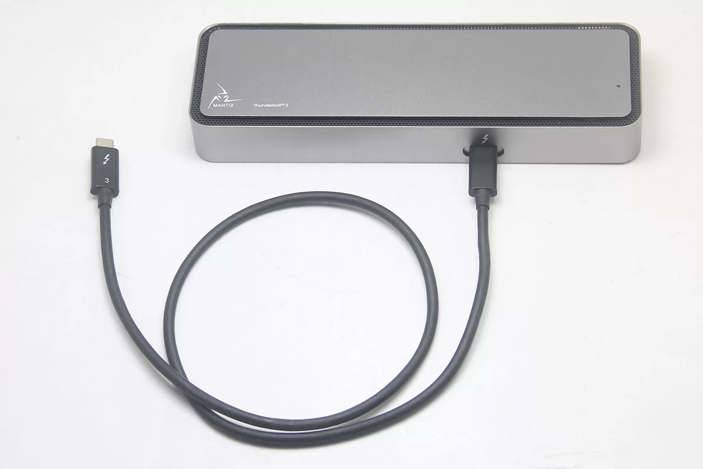 原装 MANTIZ 雷电3/4/5/C扩展坞 85瓦PD供电 外扩双DP和HDMI和VGA 双4K 60hz 雷电通道千兆网卡 USB3.0